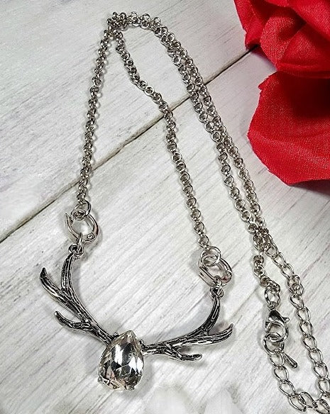 Teardrop Antler Necklace, Wildlife Fashion Pendant, Animal Inspired Accessory, Rustic Chic Design, Deer Hunter Theme, Rustic Chic Charm