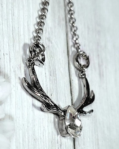 Teardrop Antler Necklace, Wildlife Fashion Pendant, Animal Inspired Accessory, Rustic Chic Design, Deer Hunter Theme, Rustic Chic Charm