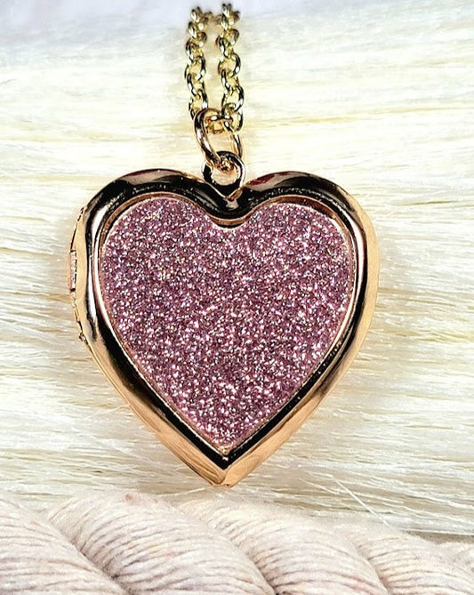 Collier médaillon coeur enchanteur, bijoux symbole d'amour, charme pailleté à la mode, pendentif rose chic, cadeau de la Saint-Valentin, souvenir romantique