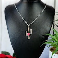 Collier de cactus coeur rouge, bijoux cactus du désert, flair unique du sud-ouest, mode rodéo, cowboy chic, cowgirl moderne, accessoire de danse en ligne