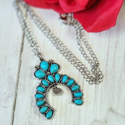 Chic Horseshoe Shaped Pendant Necklace, Faux Turquoise Teardrop Beadwork