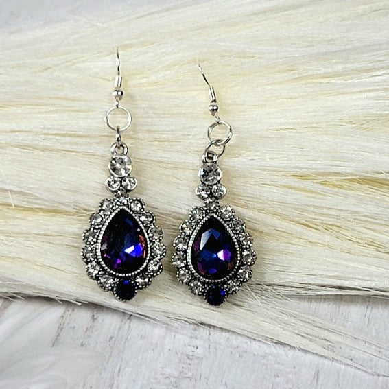 Boucle d’oreille Regal Blue Teardrop, Bijoux de mariage élégants, Accessoire de soirée formelle, Sparkling Dangle, Special Occasion Drop, Bijoux de demoiselle d’honneur