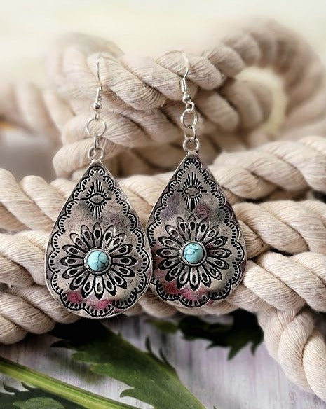 Oval Teardrop Dangle, Boucles d’oreilles Flair du Sud-Ouest, Floral Design Drop, Accessoire Boho tendance, Bijoux ethniques rustiques, Inspiré culturel