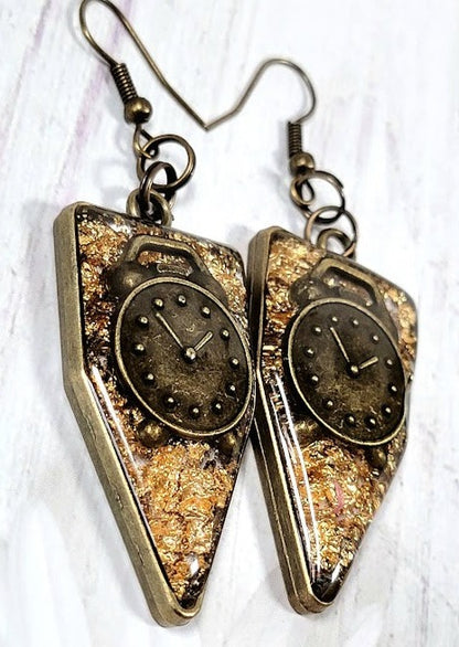 Steampunk Alarm Clock Earring, Industrial Design Dangle, Retro Fashion Accessory, Handmade Mechanic Style Pendant, Custom Made Cosplay