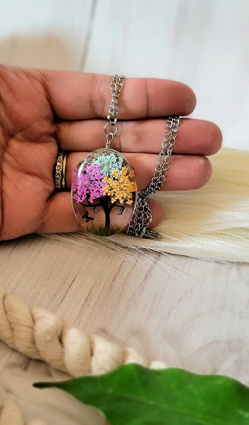 Collier arbre de vie en résine, pendentif inspiré de la nature, amoureux des cadeaux ou des plantes, nouveaux départs, bijoux artisanaux, élégance botanique