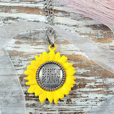 Petit collier de tournesol, pendentif jaune vibrant, ambiance positive, bon soleil du matin, Be Bright Be Sunny, chaîne en acier inoxydable 304