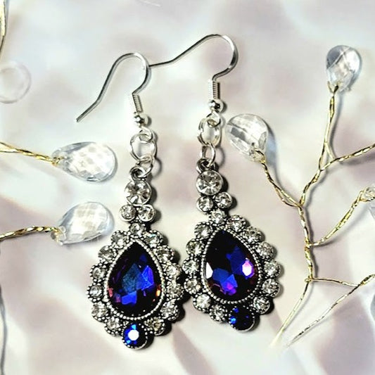 Boucle d’oreille Regal Blue Teardrop, Bijoux de mariage élégants, Accessoire de soirée formelle, Sparkling Dangle, Special Occasion Drop, Bijoux de demoiselle d’honneur