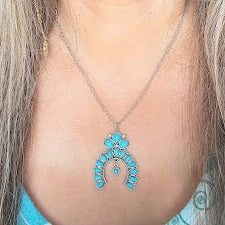 Chic Horseshoe Shaped Pendant Necklace, Faux Turquoise Teardrop Beadwork