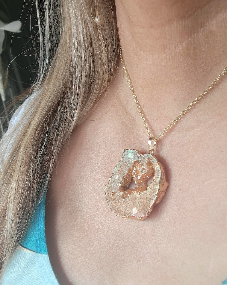 Peach Agate Raw Stone Necklace, Nature Inspired Pendant, Unique Raw Crystal Jewelry