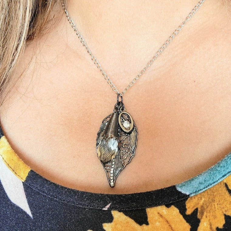 Antique Theme Silver Leaf Pendant, High-End Sophistication