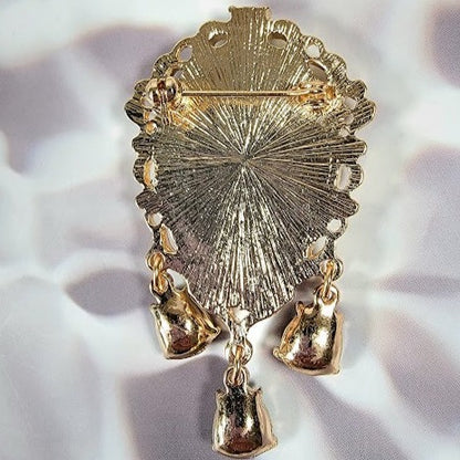 White Silhouette Cameo Brooch, Timeless Elegance, Vintage Inspired Jewelry, Antique Style Design, Historical Fashion Accessory, Regal Toned