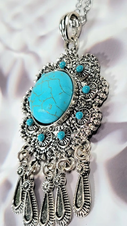 Bold Faux Turquoise & Silver Necklace for Day to Night Fashion, Classy Southwestern Pendant