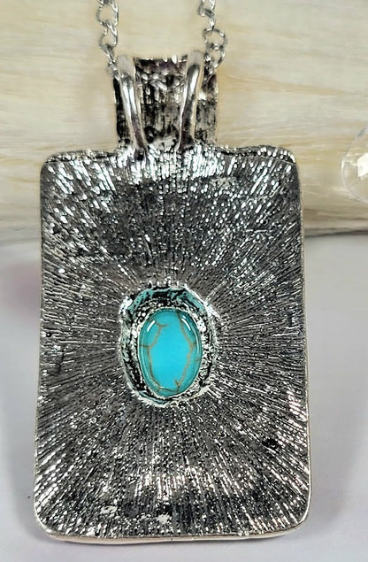 Fashionable Faux Turquoise Necklace, Bold Silver Statement, Vintage-Themed Accessory