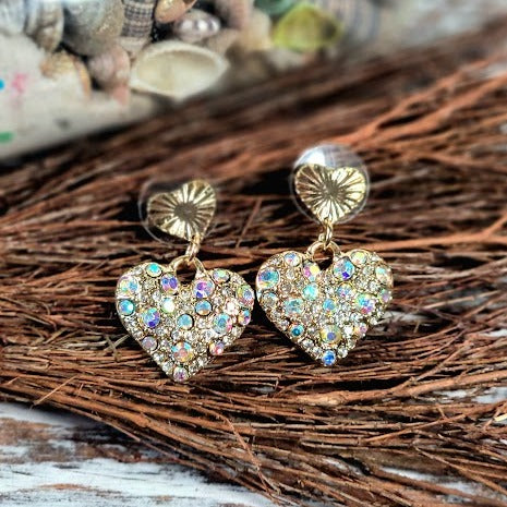 Boucles d’oreilles irisées à double cœur, cadeau romantique pour une célébration spéciale, bijoux inspirés de l’amour fabriqués à la main, style sophistiqué