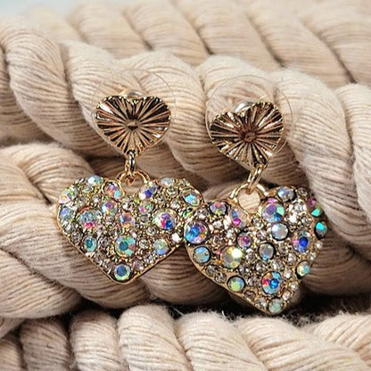 Boucles d’oreilles irisées à double cœur, cadeau romantique pour une célébration spéciale, bijoux inspirés de l’amour fabriqués à la main, style sophistiqué