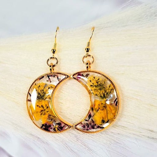 Simple Yellow Flower Earrings with Timeless Appeal, Elegant Fall Dangle, Delicate Autumn Floral Drop