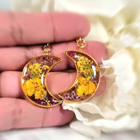 Simple Yellow Flower Earrings with Timeless Appeal, Elegant Fall Dangle, Delicate Autumn Floral Drop