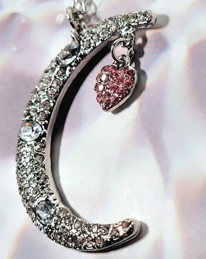 Collar de amor Luna encantado, colgante elegante para los amantes de la luna, elegante encanto celestial de cristal, regalo romántico caprichoso, joyería encantada