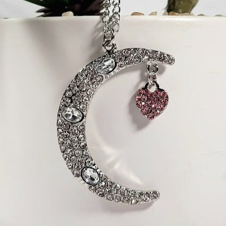 Collar de amor Luna encantado, colgante elegante para los amantes de la luna, elegante encanto celestial de cristal, regalo romántico caprichoso, joyería encantada