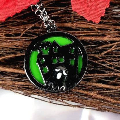 Creepy Chic Halloween Necklaces, Jewelry for Festive Occasions