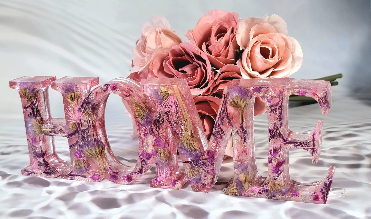 Botanical Bliss Home Sign, Naturally Preserved Flower Design, Lustrous Resin Room Accent