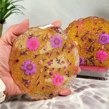 Naturally Pressed Daisy Coaster Set w/ Storage Holder, Whimsical Floral Drink Protectors, Unique Handmade Gift Idea, Elegant Tabletop Decor