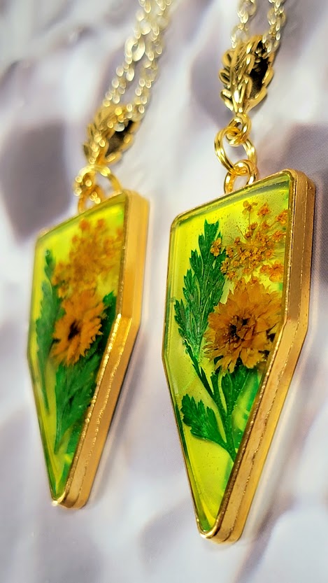 Naturally Pressed Yellow and Green Flower Necklace, Handmade Botanical Pendants, Miniature Floral  Arrangement Jewelry