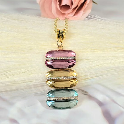 Collier de cristal triple couche en cascade, cristal ovale rose rose, gemme à facettes jaune lever du soleil, bijoux accrocheurs de lumière, accessoire de date de dîner