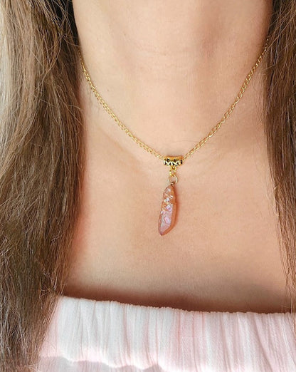 Raw Peach Stone Dagger Necklace