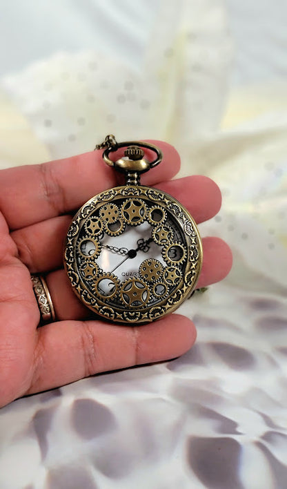 Antique-Inspired Steampunk Gear Watch Necklace - Classic Mechanical Timepiece Pendant