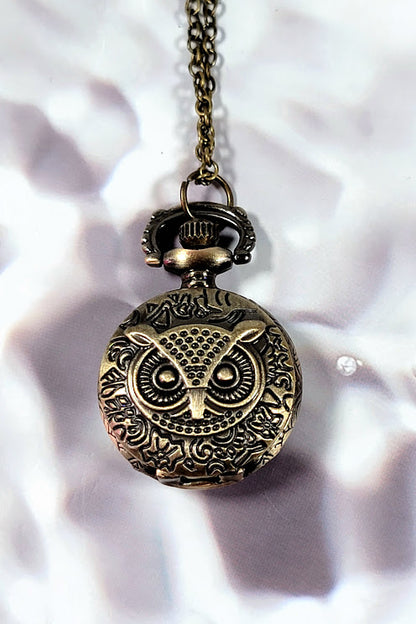 Antique Design Owl Timepiece Necklace, Wisdom-Inspired Pocket Watch Pendant