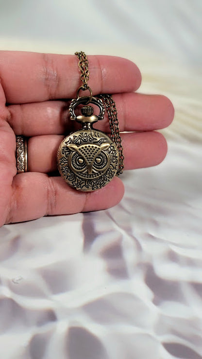 Antique Design Owl Timepiece Necklace, Wisdom-Inspired Pocket Watch Pendant