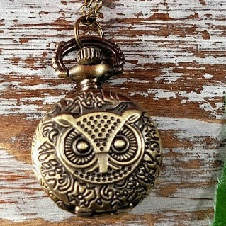 Antique Design Owl Timepiece Necklace, Wisdom-Inspired Pocket Watch Pendant