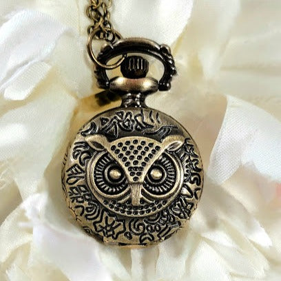 Antique Design Owl Timepiece Necklace, Wisdom-Inspired Pocket Watch Pendant