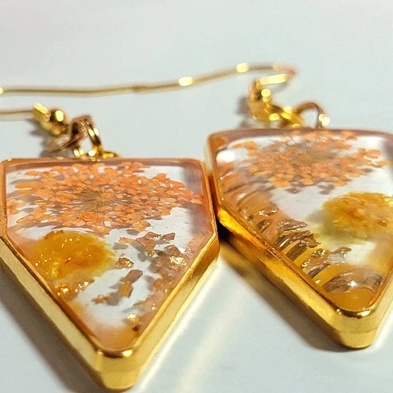 Yellow-Orange Real Flower Earrings, Everyday Jewelry, Minimalist Blooms, Vibrant Resin Dangle, Botanical Jewellery, Trendy & Bold Look