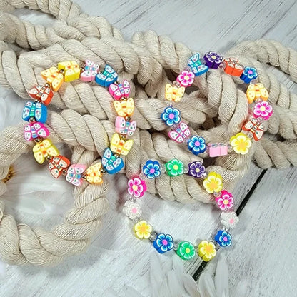 Pulsera de mariposa de flor de arcilla polimérica, joyería impermeable, pulsera de ajuste cómodo, ropa para jóvenes adolescentes, joyería de verano, moda juvenil