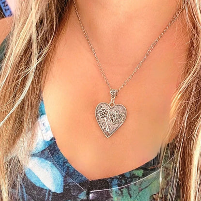 Collier clé de mon cœur, cadeau parfait pour les souvenirs précieux, bijoux d'art en résine, cadeau de la Saint-Valentin, symbole d'amour sentimental