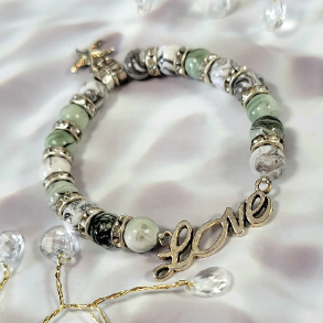 Bracelet w/ Engraved Love Design, Starfish Charm Ocean-Inspired Bracelet