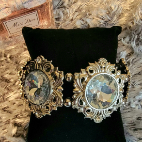 Verre miroir dans un coffret floral, design inspiré de l’Art déco, bracelet chic fait à la main, accessoire à thème vintage, bijoux de mariage élégants