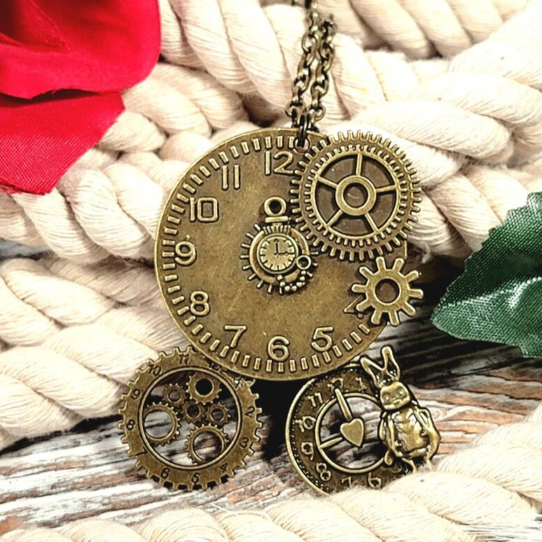 Collar Steampunk de reloj grande, colgante de engranaje de rueda de oro antiguo, joyería industrial para hombres hecha a mano, joyería de engranajes, accesorio minimalista