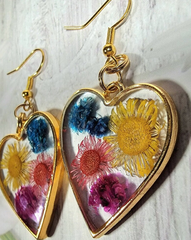 Real Dried Flowers Earring, Naturally Pressed Foliage Heart Dangle,  Romantic Jewelry