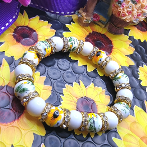 Pulsera con cuentas de porcelana de girasol brillante, boda de girasol en la playa, joyería de flores delicadas, regalo para amantes de las plantas, diseño inspirado en la naturaleza