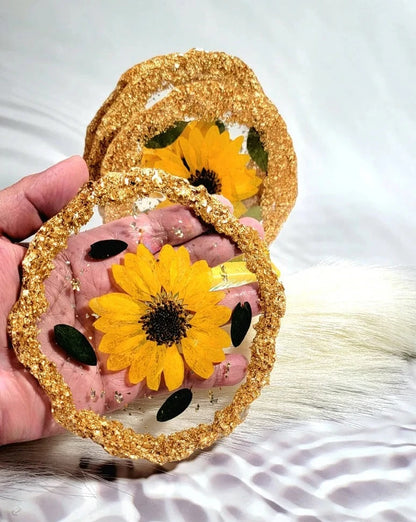 Sunflower & Ferns Resin Coaster Set of 4, Real Botanical Embeds, Nature Inspired Home Decor, Sustainable and Eco-Friendly Storage Holder