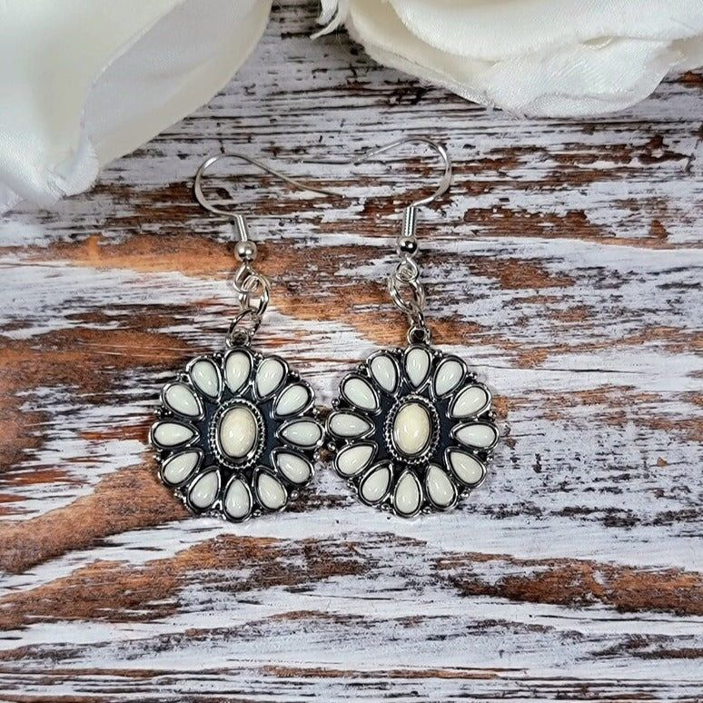 White Faux Pearls in Silver Flower Earring, Bohemian Chic Drop, Nature-Inspired Bohemian Jewelry, Natural Elegance for Casual Outfits