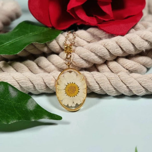 Preserved White Daisy Necklace, Real Flower Pendant, Resin Pressed Floral Charm