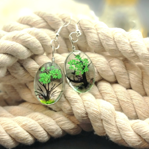 Joyería de aliento de bebé verde vibrante, accesorio fresco de primavera, motivos de mariposa únicos, regalo para entusiastas de la naturaleza, motivo de verano verde