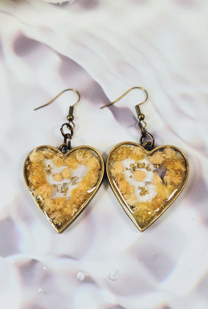 Romantic White Carnation Earrings, Flower Framed Heart-Shaped Dangle, Dainty Fall Fashion Jewelry