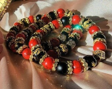 Red Turquoise & Black Onyx Bracelet, Dragon-Engraved Beaded Wristlet, Handmade Unisex Accessory, Harmony of Fire and Depth