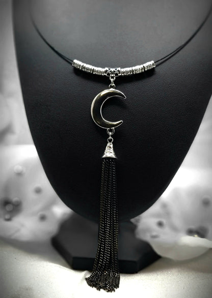 Silver Moon & Tassel Necklace, Moon Jewelry, Celestial Choker, Ethereal Style Accessory, Lunar Inspired Design