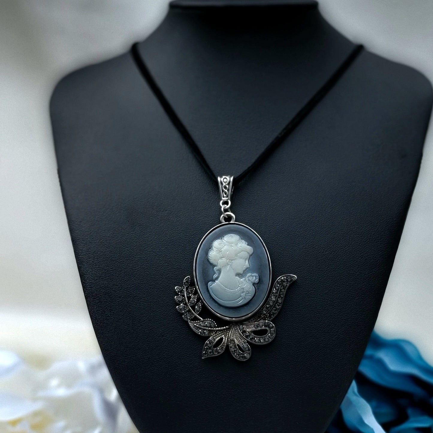 Vintage Themed Victorian Cameo Necklace, Silhouette Lady Pendant, Elegant Accessory, Formal Evening Jewelry, Luxury Chic, Stylish Fashionista Gift